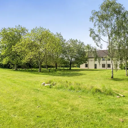 Jubilee Ground-floor Double Bedroom * Penrith